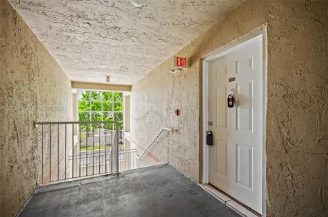 18880 NW 57th Avenue Hialeah FL 33015