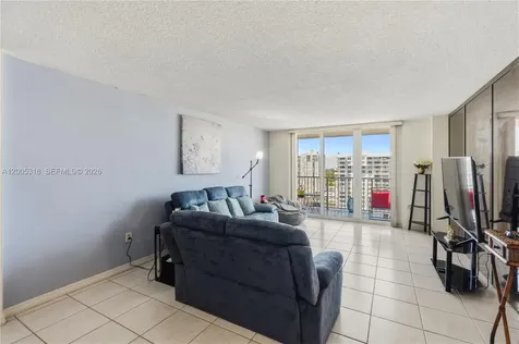2851 NE 183rd Street Aventura FL 33160
