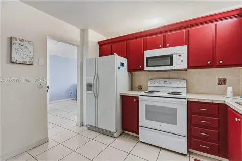 2851 NE 183rd Street Aventura FL 33160