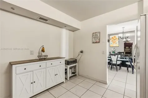 2851 NE 183rd Street Aventura FL 33160