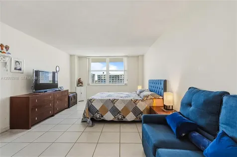 2851 NE 183rd Street Aventura FL 33160