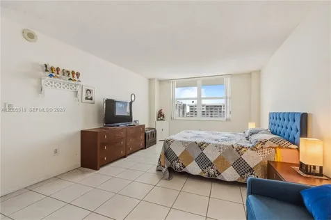 2851 NE 183rd Street Aventura FL 33160