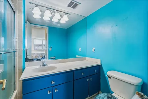 2851 NE 183rd Street Aventura FL 33160