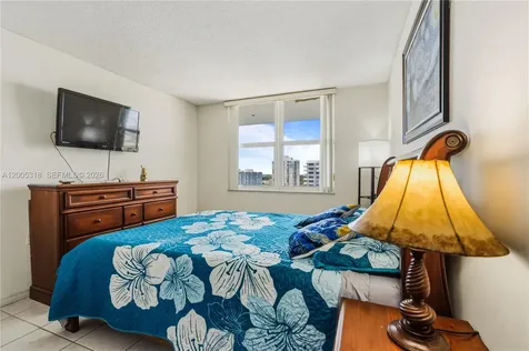 2851 NE 183rd Street Aventura FL 33160