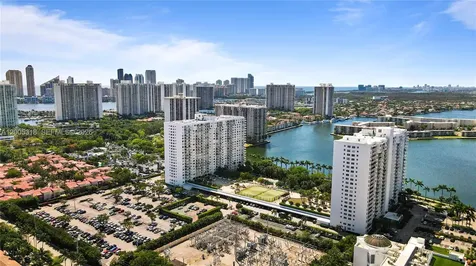 2851 NE 183rd Street Aventura FL 33160