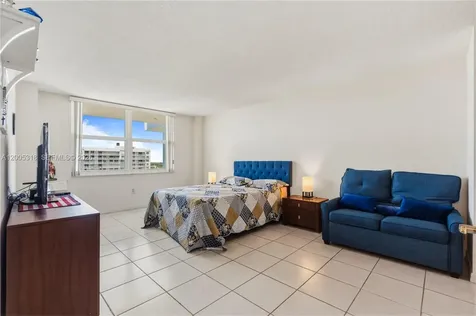 2851 NE 183rd Street Aventura FL 33160