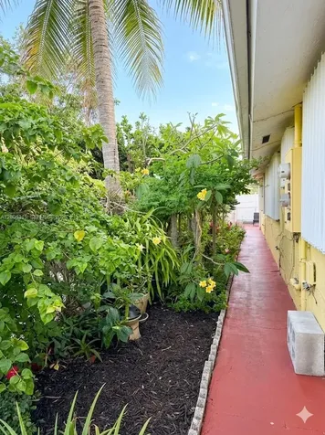 1212-1214 SW 30th Court Miami FL 33135