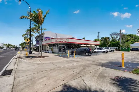 7201 Biscayne Boulevard Miami FL 33138