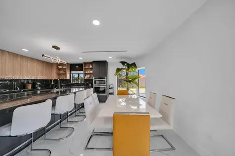 990 NW 131st Avenue Miami FL 33182