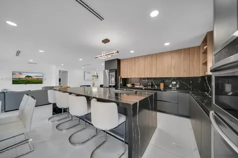 990 NW 131st Avenue Miami FL 33182