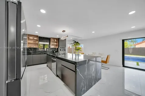 990 NW 131st Avenue Miami FL 33182