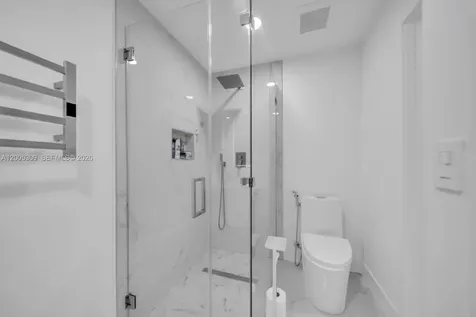 990 NW 131st Avenue Miami FL 33182