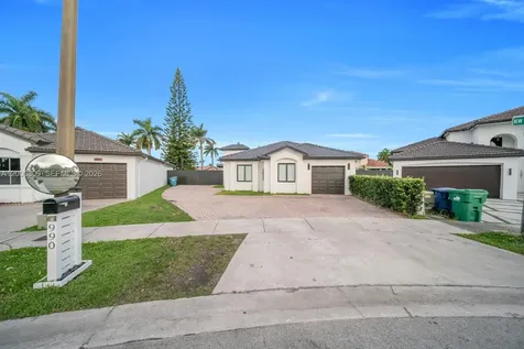 990 NW 131st Avenue Miami FL 33182
