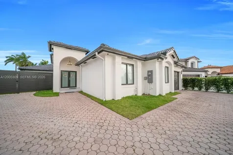 990 NW 131st Avenue Miami FL 33182