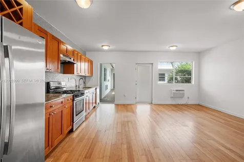 7950 Tatum Waterway Drive Miami Beach FL 33141