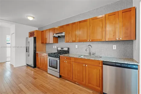 7950 Tatum Waterway Drive Miami Beach FL 33141