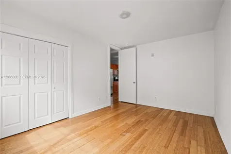 7950 Tatum Waterway Drive Miami Beach FL 33141