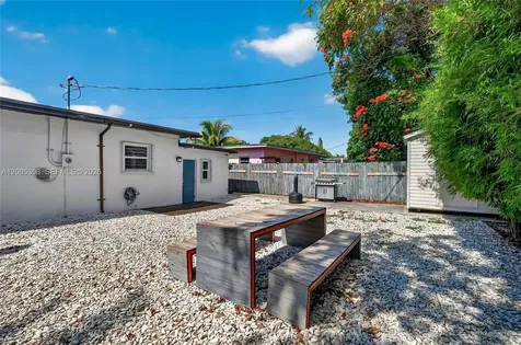 541 NW 109th Street Miami FL 33168