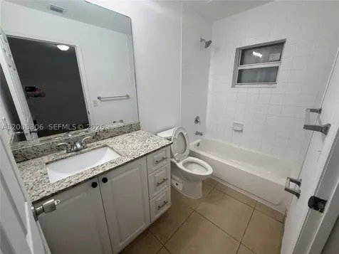 1565 NW 47th Street Miami FL 33142