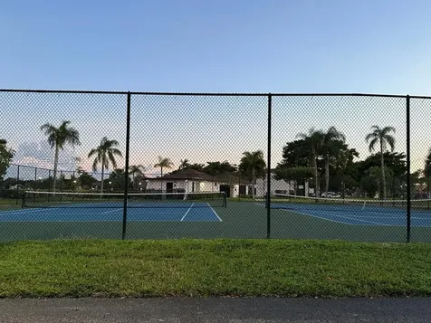 215 Lake Pointe Drive Oakland Park FL 33309