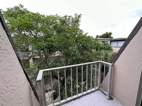 1100 SE 4th Avenue Deerfield Beach FL 33441