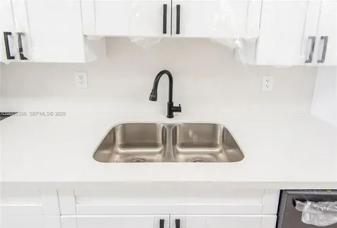 1750 NE 191st Street Miami FL 33179