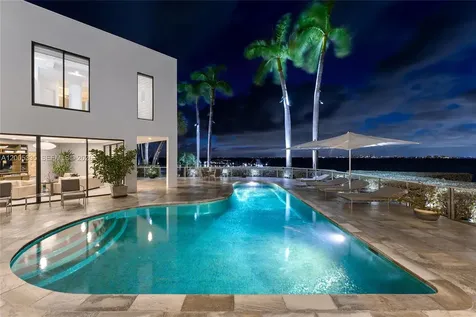 485 W Matheson Drive Key Biscayne FL 33149