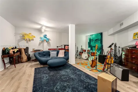 485 W Matheson Drive Key Biscayne FL 33149