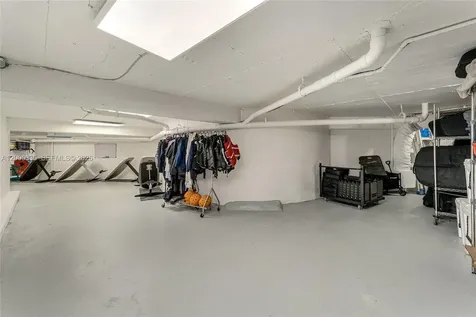485 W Matheson Drive Key Biscayne FL 33149