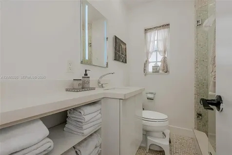 9048 Carlyle Avenue Surfside FL 33154