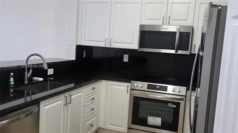 5440 NW 107th Avenue Doral FL 33178