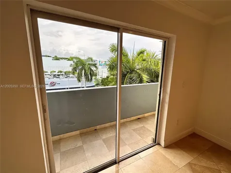 1250 Lincoln Road Miami Beach FL 33139