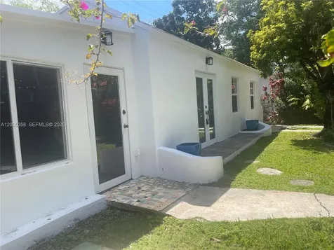 554 NE 74th Street Miami FL 33138