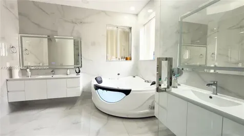 2180 SW 152nd Place Miami FL 33185