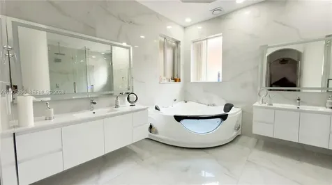 2180 SW 152nd Place Miami FL 33185