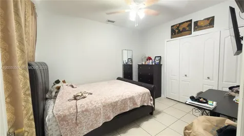 2180 SW 152nd Place Miami FL 33185