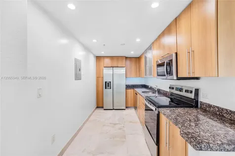 7501 E Treasure Drive North Bay Village FL 33141