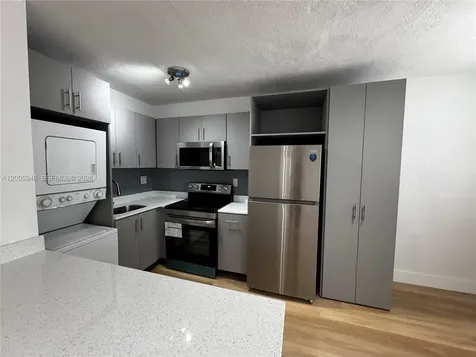 7928 Harding Avenue Miami Beach FL 33141