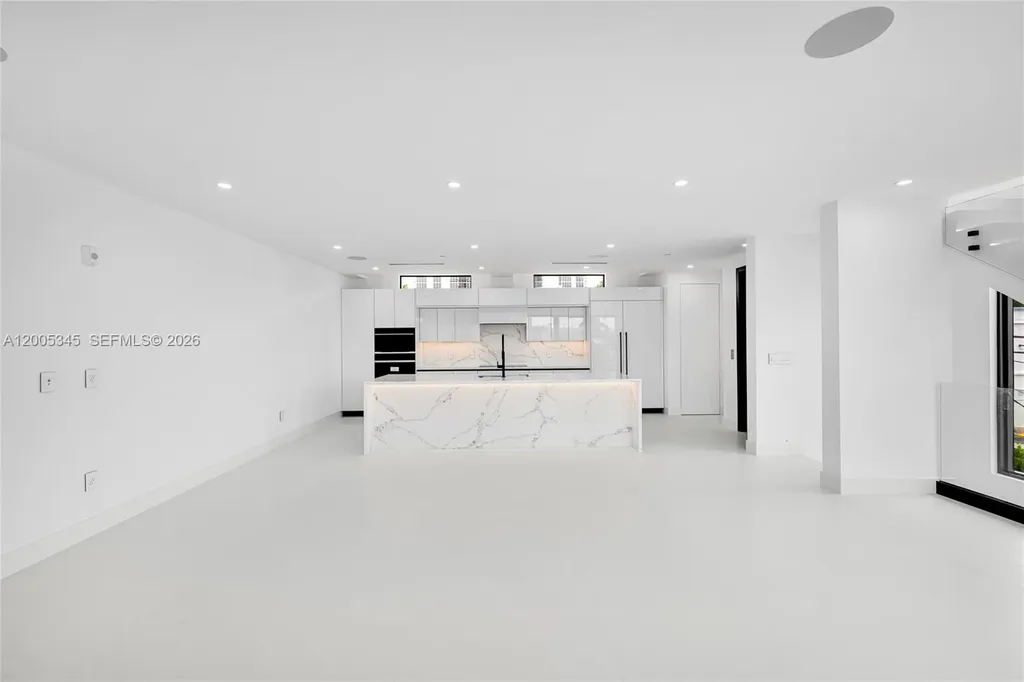 3222 NE 7th Street Pompano Beach FL 33062