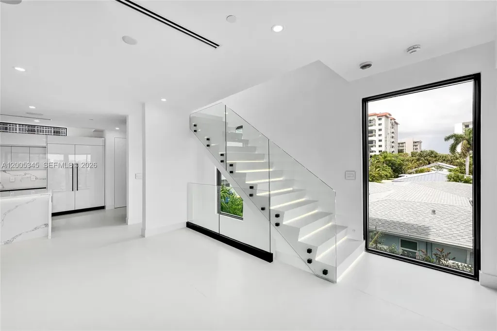 3222 NE 7th Street Pompano Beach FL 33062