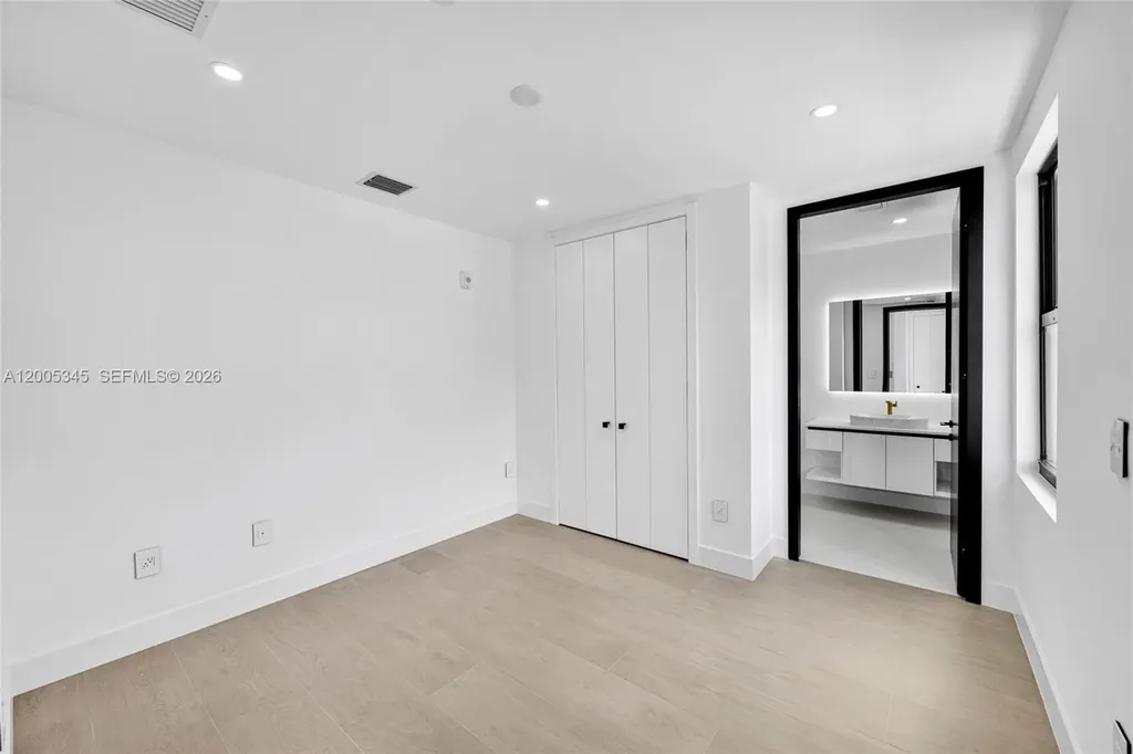 3222 NE 7th Street Pompano Beach FL 33062