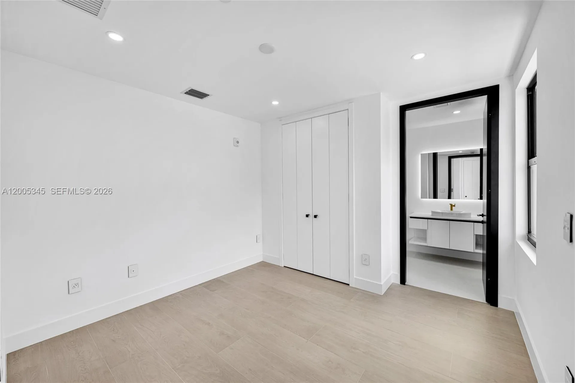 3222 NE 7th Street Pompano Beach FL 33062