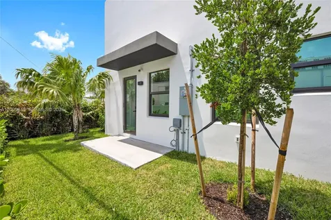 3222 NE 7th Street Pompano Beach FL 33062