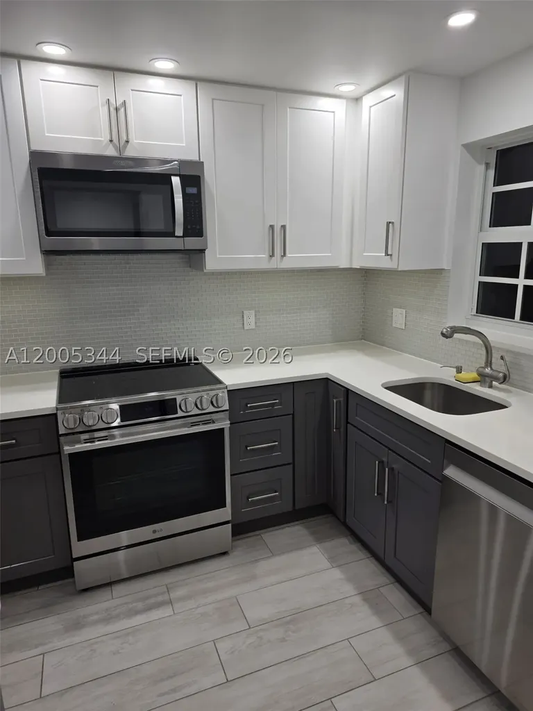 660 Tennis Club Drive Fort Lauderdale FL 33311