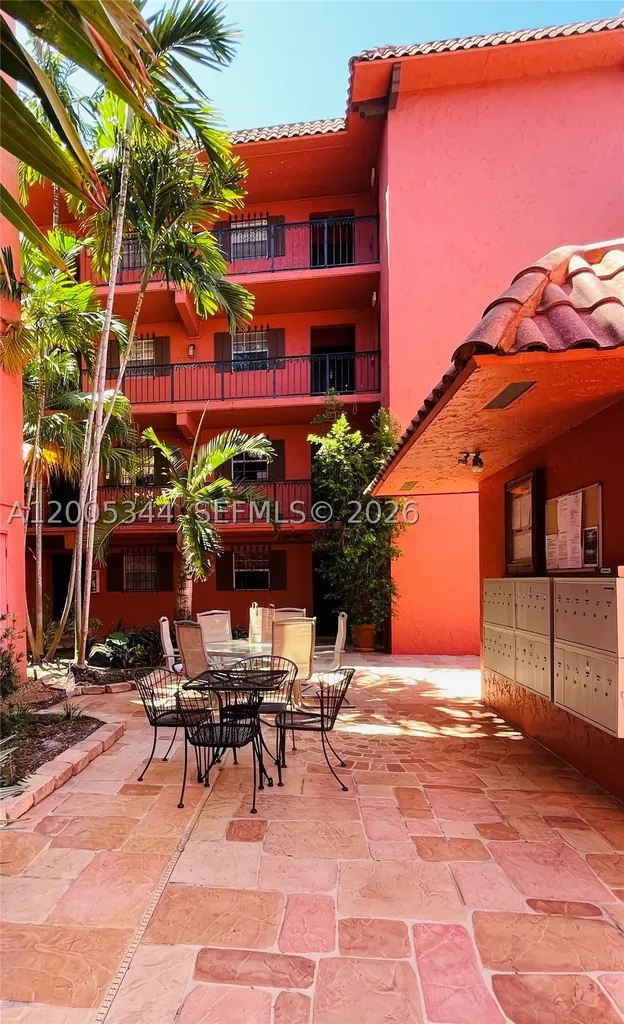 660 Tennis Club Drive Fort Lauderdale FL 33311