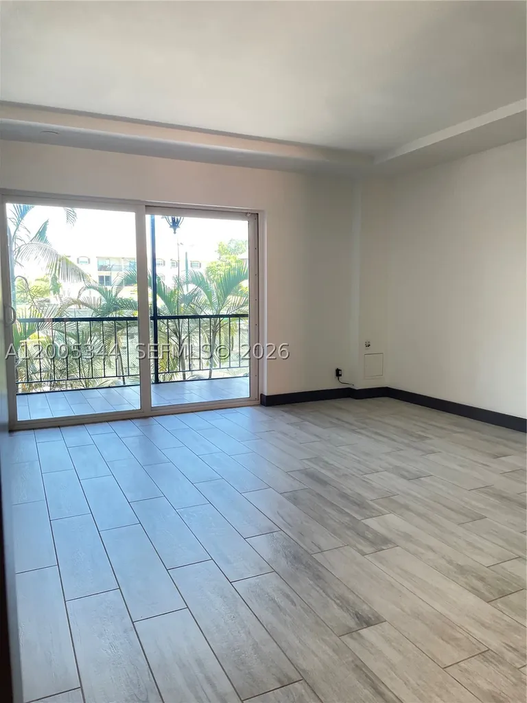 660 Tennis Club Drive Fort Lauderdale FL 33311