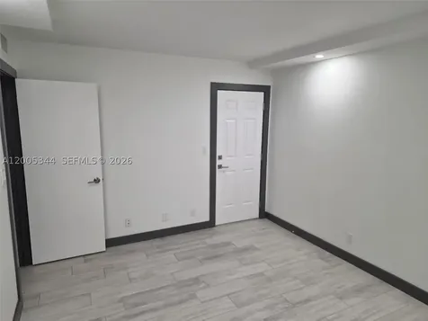 660 Tennis Club Drive Fort Lauderdale FL 33311