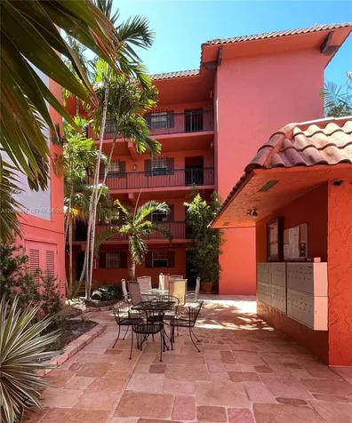 660 Tennis Club Drive Fort Lauderdale FL 33311