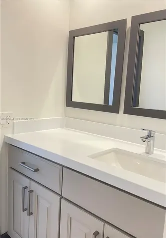 660 Tennis Club Drive Fort Lauderdale FL 33311