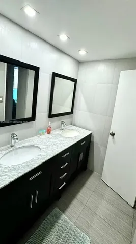 4001 S Ocean Drive Hollywood FL 33019